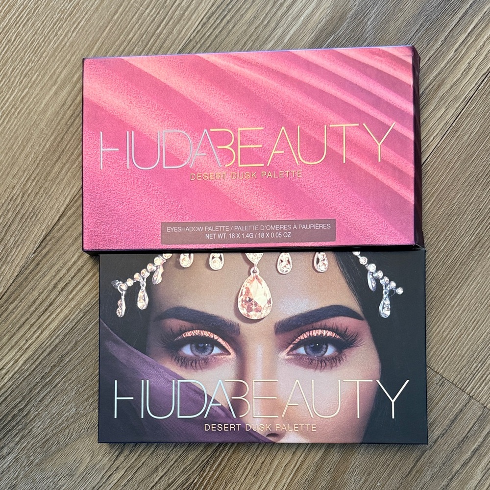 New Huda Beauty Desert Dusk Eyeshadow Palette